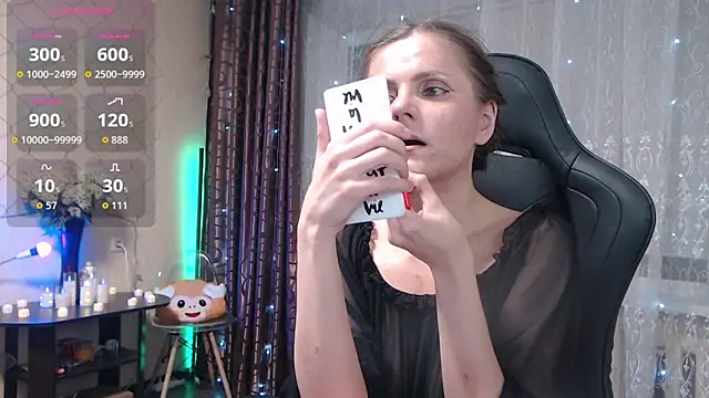 Snapshot of JessieOMays chatting on 11, 4, 2026 JessieOMays online show from 11, 4, 2026