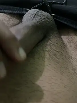 Pussylover 32 online show from 10, 4, 2026