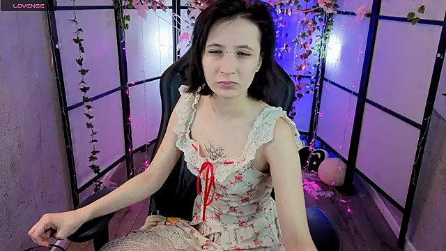 TaylorLunar online show from 12, 3, 2026