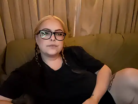 ChubbyBubs online show from 6, 2, 2025