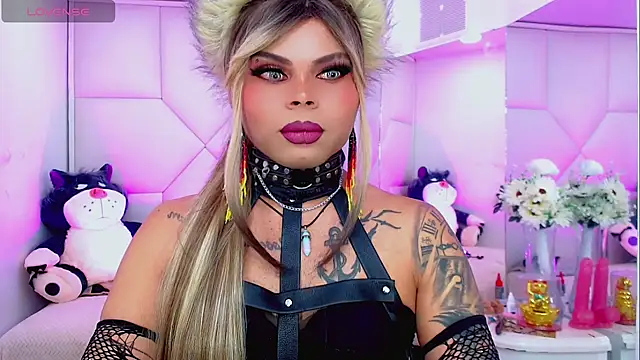 Snapshot of AdanKinng chatting on 21, 10, 2025 AdanKinng online show from 21, 10, 2025