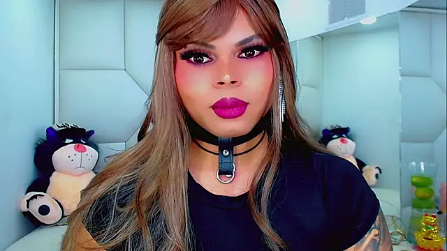 Snapshot of AdanKinng chatting on 30, 10, 2025 AdanKinng online show from 30, 10, 2025