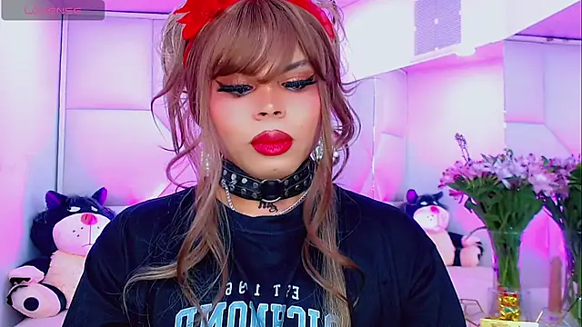 Snapshot of AdanKinng chatting on 13, 11, 2025 AdanKinng online show from 13, 11, 2025