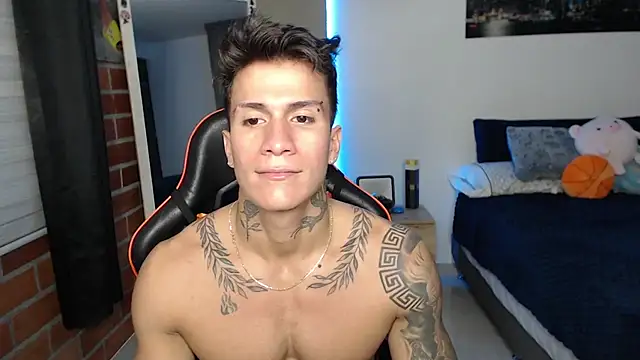 Snapshot of pettergrey1 chatting on 21, 6, 2026 pettergrey1 online show from 21, 6, 2026