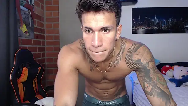 Snapshot of pettergrey1 chatting on 27, 7, 2026 pettergrey1 online show from 27, 7, 2026