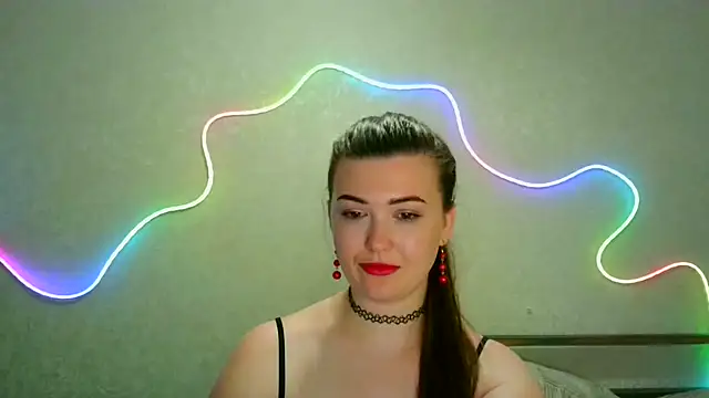 Snapshot of SeductiveTati chatting on 15, 7, 2026 SeductiveTati online show from 15, 7, 2026