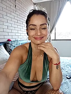 Snapshot of Loly_Horny chatting on 7, 5, 2026 Loly Horny online show from 7, 5, 2026