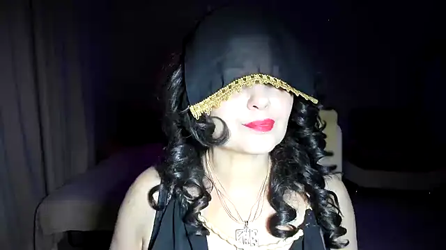 Snapshot of WitchBlueRose chatting on 11, 11, 2025 WitchBlueRose online show from 11, 11, 2025