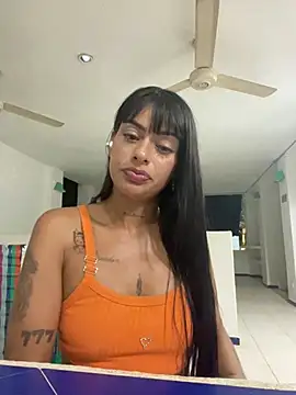 ZairaSofia1 online show from 22, 12, 2024