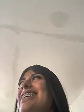 ZairaSofia1 online show from 23, 1, 2025