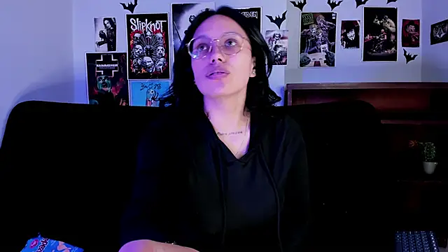 Snapshot of lilith-deveraux chatting on 6, 6, 2026 lilith-deveraux online show from 6, 6, 2026