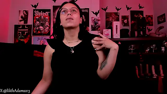 lilith-deveraux online show from 22, 4, 2026