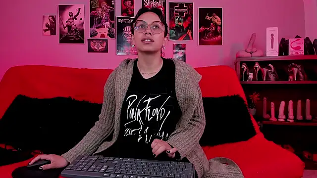 lilith-deveraux online show from 21, 10, 2025