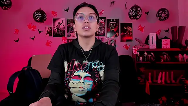 lilith-deveraux online show from 19, 11, 2025