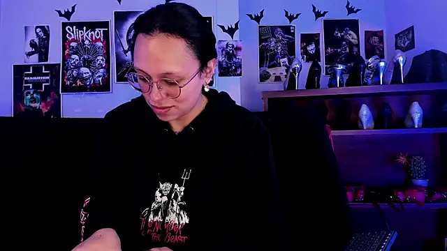 Snapshot of lilith-deveraux chatting on 9, 7, 2026 lilith-deveraux online show from 9, 7, 2026
