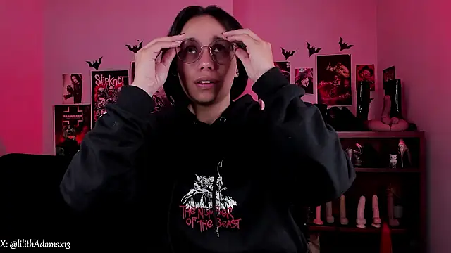 lilith-deveraux online show from 5, 2, 2026