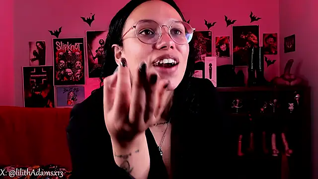 lilith-deveraux online show from 10, 4, 2026