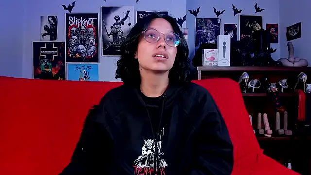 Snapshot of lilith-deveraux chatting on 27, 5, 2026 lilith-deveraux online show from 27, 5, 2026