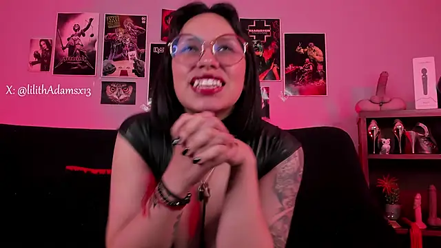 lilith-deveraux online show from 28, 10, 2025