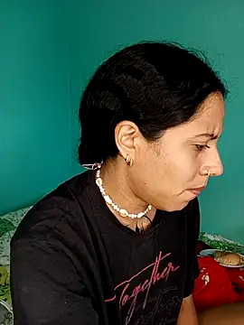 Karii-R online show from 6, 3, 2026