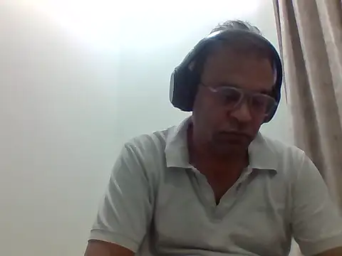 Snapshot of nupa230780 chatting on 2, 11, 2025 nupa230780 online show from 2, 11, 2025