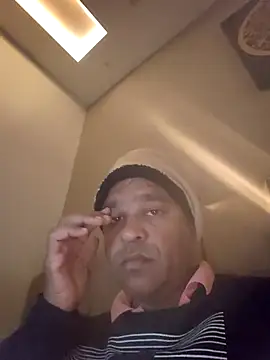 Snapshot of nupa230780 chatting on 17, 11, 2025 nupa230780 online show from 17, 11, 2025