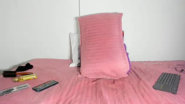 Arantza Hill online show from 20, 12, 2025