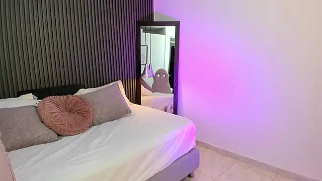 Axel brunette1 online show from 25, 10, 2025