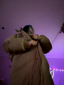 MaddisonHaas online show from 25, 11, 2025