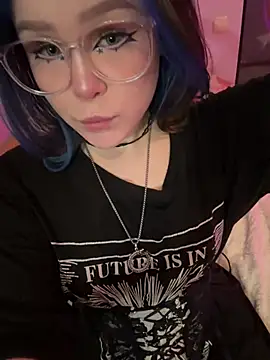 MaddisonHaas online show from 4, 2, 2025