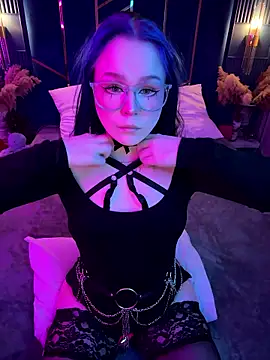 MaddisonHaas online show from 8, 1, 2026