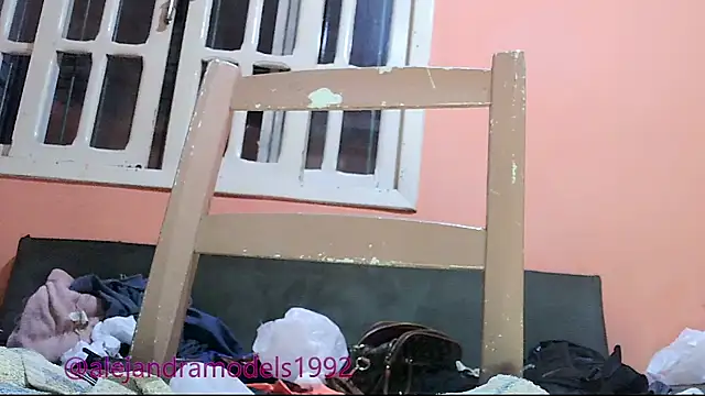 Snapshot of alejandra01 chatting on 13, 5, 2026 alejandra01 online show from 13, 5, 2026
