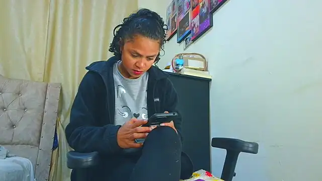 Samary thomas online show from 9, 4, 2026