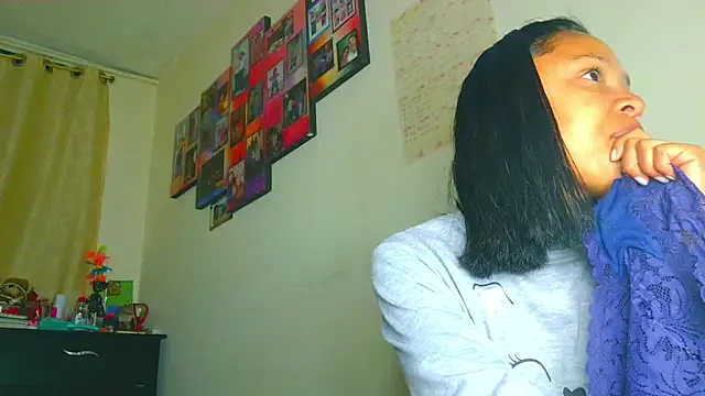 Snapshot of Samary_thomas chatting on 27, 5, 2026 Samary thomas online show from 27, 5, 2026