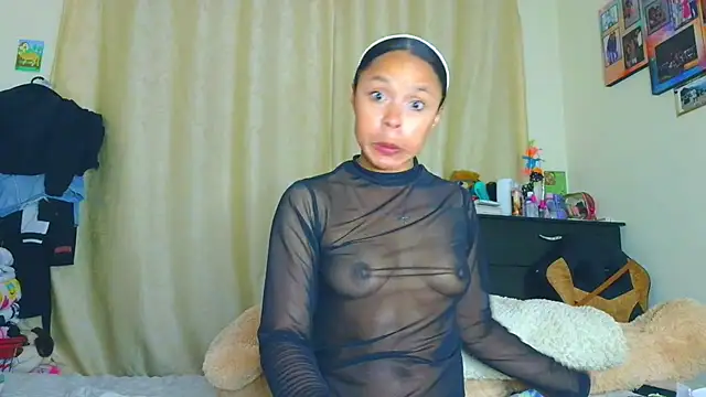 Snapshot of Samary_thomas chatting on 16, 5, 2026 Samary thomas online show from 16, 5, 2026