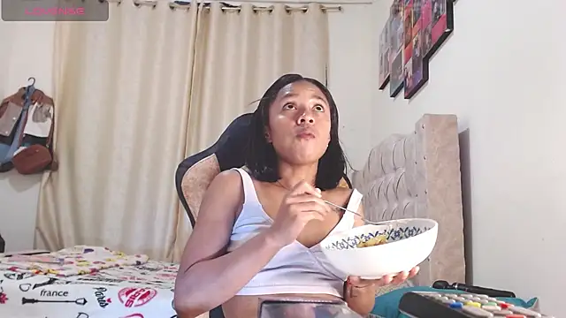 Snapshot of Samary_thomas chatting on 17, 1, 2025 Samary thomas online show from 17, 1, 2025