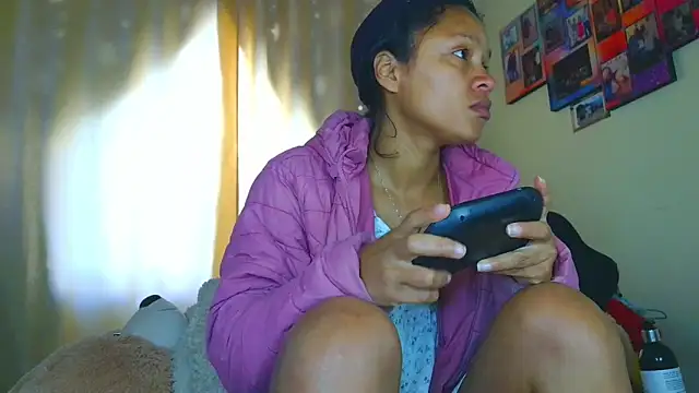 Snapshot of Samary_thomas chatting on 1, 5, 2026 Samary thomas online show from 1, 5, 2026