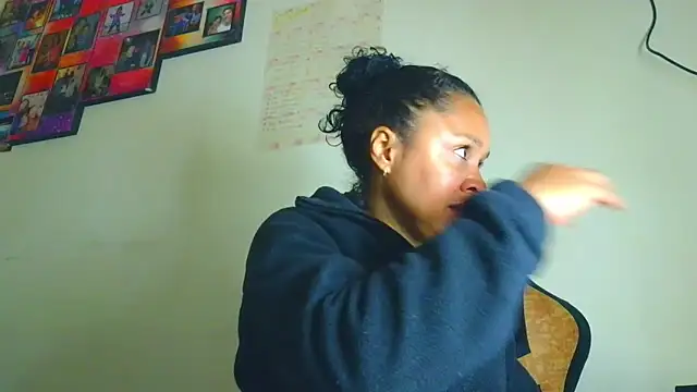 Snapshot of Samary_thomas chatting on 23, 5, 2026 Samary thomas online show from 23, 5, 2026