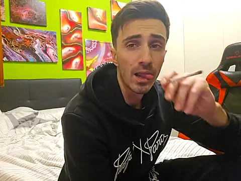 Snapshot of MASTERBULLY chatting on 12, 11, 2025 MASTERBULLY online show from 12, 11, 2025