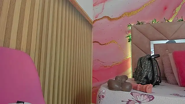 Taylor  cooper online show from 13, 2, 2026