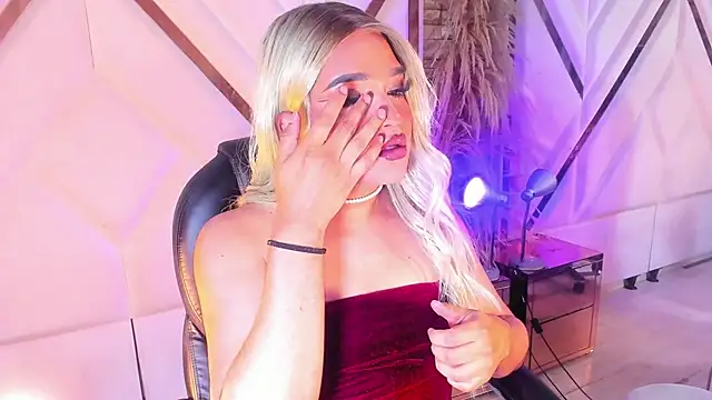 Elody Preysler69 online show from 19, 12, 2025