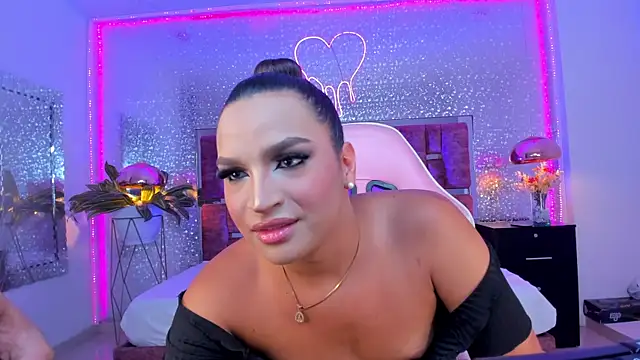 KylieVictoria online show from 10, 10, 2025