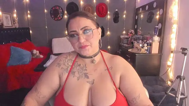 Snapshot of Ivonnee__ chatting on 14, 3, 2025 Ivonnee online show from 14, 3, 2025