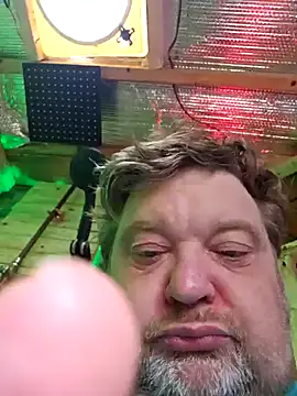 alienbunny online show from 9, 1, 2025