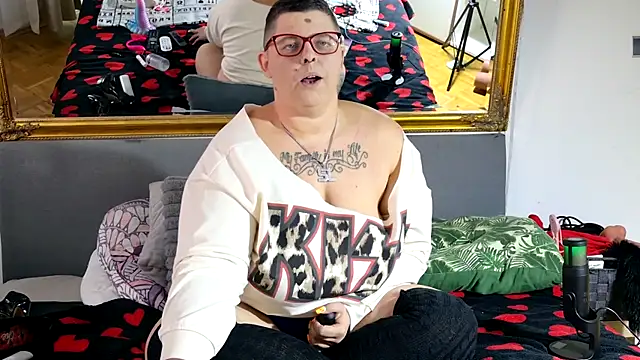 SunshineLexi online show from 10, 11, 2025