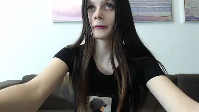 Effi 18 online show from 21, 1, 2025