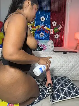 Snapshot of sweetebony_970 chatting on 12, 6, 2026 sweetebony 970 online show from 12, 6, 2026