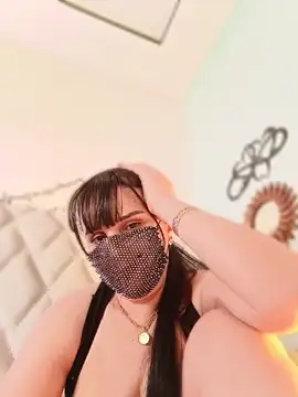 Lina lolo online show from 27, 4, 2026
