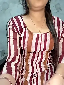 Snapshot of Shanaya_Hotty chatting on 28, 1, 2025 Shanaya Hotty online show from 28, 1, 2025
