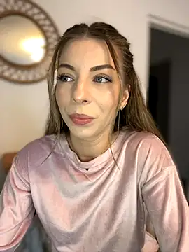 Snapshot of Mia_Ethan chatting on 7, 11, 2025 Mia Ethan online show from 7, 11, 2025